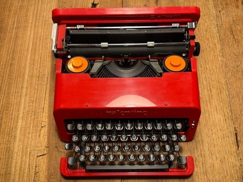 Machine écrire olivetti - écrire,