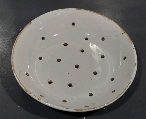 Ancienne assiette faisselle - ancienne,