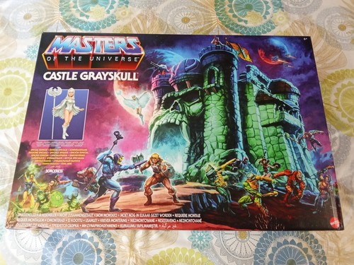 Castle grayskull masters - castle,