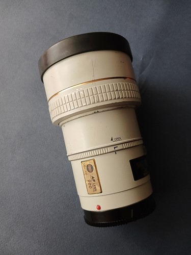 Minolta apo tele 200mm - af,