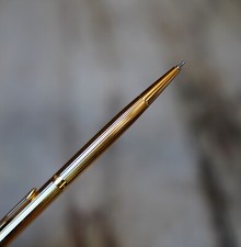 MAGNIFIQUE STYLO BILLE PARKER