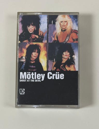 Mötley crüe shout at the - crüe, –