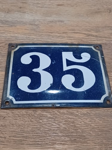 Grande plaque bombee