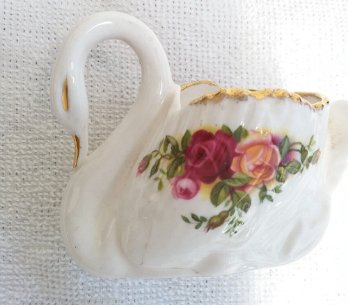 Petit cygne porcelaine - cygne,