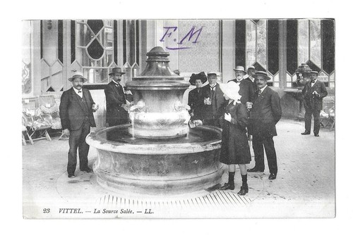 Rare carte postale ancienne - /,