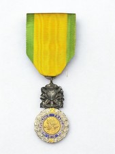 (15.004) Médaille Militaire