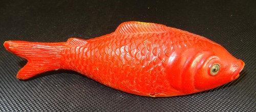 Joli poisson rouge ancien