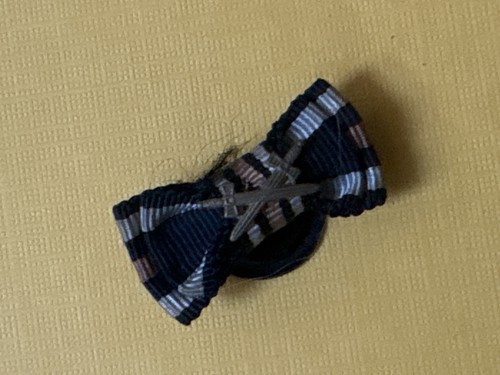 Boutonnière médaille - de,