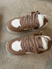 ugg basket lowmel femme , taille 40, couleur marron/beige 