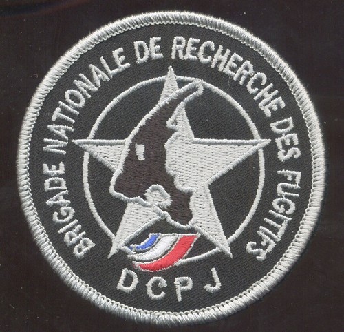 Police brigade nationale - police, de