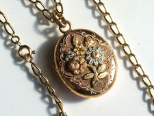 BEAU PENDENTIF PORTE PHOTO
