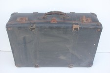 valise ancienne 55 x 40 cm avec poignée les fermoirs fonctionnent, pas de clefs