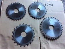 Lot 4 lames de scie circulaire  à bois kitty (1)