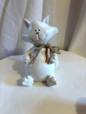 J-LINE  chat blanc en bois