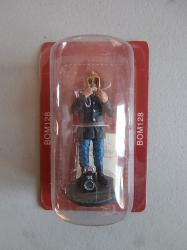 Figurine plomb sapeur - plomb, pompier