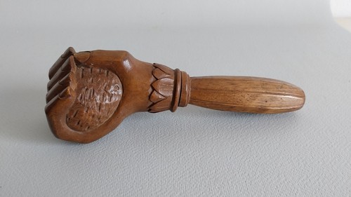 Casse noisettes noix en - -, bois