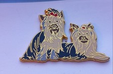 EB175 pin's dog chien