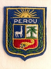 Écusson PÉROU en feutrine brodée - hauteur 6,3 cm