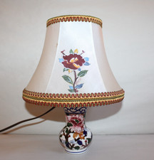 Petite lampe en faïence de