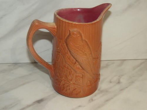 Pichet barbotine en - ,