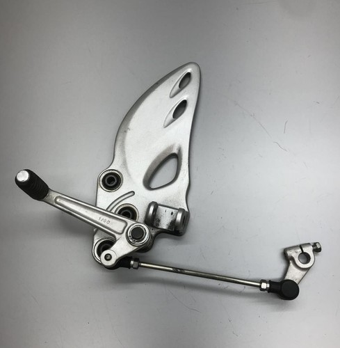Platine avant gauche suzuki - avant,
