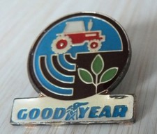BEAUTIFUL PIN'S TIRE GOOD YEAR AGRICULTURAL TRACTOR