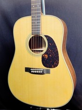 Produit régulier Martin D-28