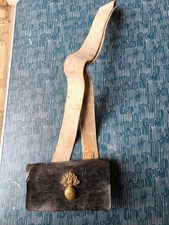 giberne en cuir a Grenade