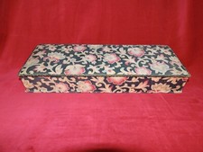 Magnifique ancienne boite a