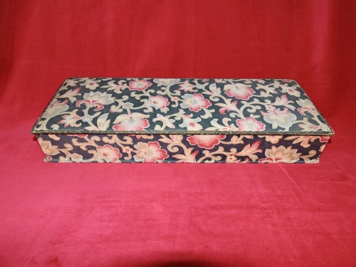 Magnifique ancienne boite - , a