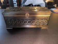 Boîte à bijoux en bois de