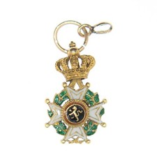 Belgium. Order of Leopold. Miniature gold medal. Very good condition.