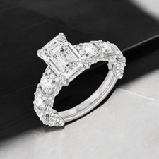 Bague de mariage diamant 4,25 ct taille émeraude certifiée IGI en or blanc 18...