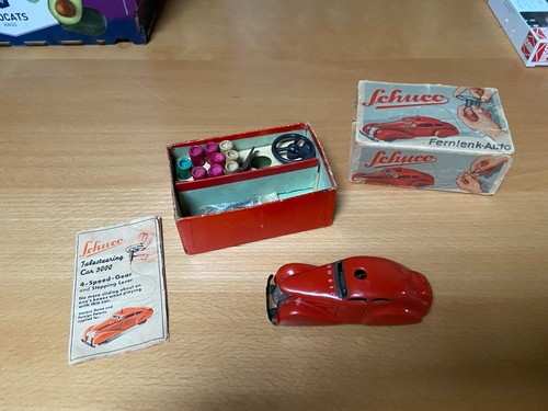 Schuco 3000 voiture - 3000,