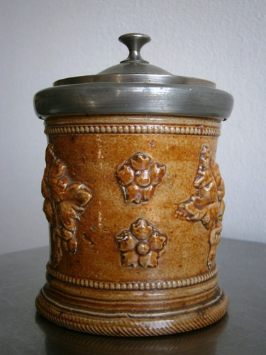 Pot tabac grès du - à,