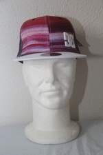 Original Casquette DC SKEEZY NEW ERA  55.8 cm  tons noirs rouge violets neuf  m5