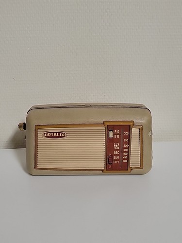 Old radio transitor receiver - old,