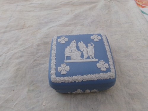 Boite ancienne biscuit - en, de