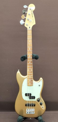 Guitare basse électrique