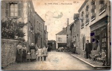 18 JARS - la rue centrale.