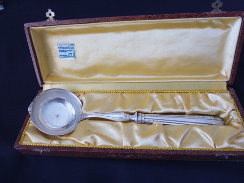 Cuillère ancienne métal - cuillère,
