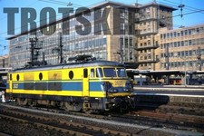 35mm Slide SNCB Belgium Railways Electric Loco 2627 Brussles Midi 1982 Original