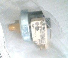 500586879 Pressostat 2 Bar centrale vapeur ASTORIA CV100A (500586860)