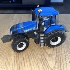 Britains New Holland T8 390 -