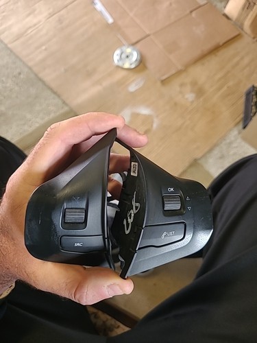 Commande volant peugeot 208 - volant,
