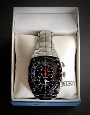 SEIKO SPORTURA VINTAGE KINETIC CHRONOGRAPH. SNL015 W/BOX AND EXTRA LINKS