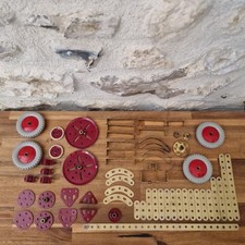 LOT MECCANO PIECES ROUGE ET