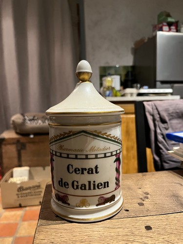 Pot pharmacie porcelaine - pot,