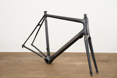 56cm cannondale supersix - 56cm,