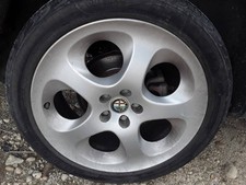 60669917 R17 JANTE ALFA ROMEO
